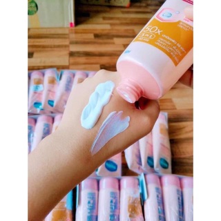 Dưỡng thể trắng da Vaseline 50X