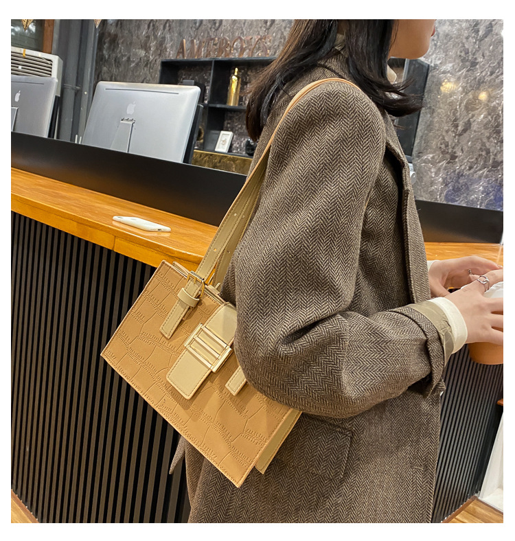 Túi đeo vai xách tay IELGY thời trang dành cho nữ