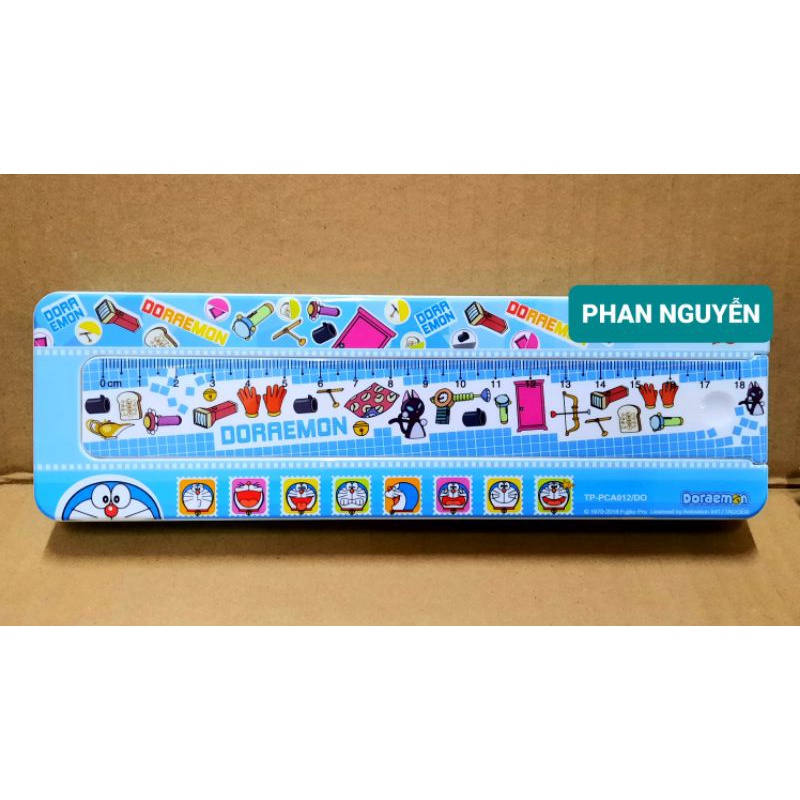 Hộp Bút Nhựa Doraemon Xanh (Kèm Thước 18cm)