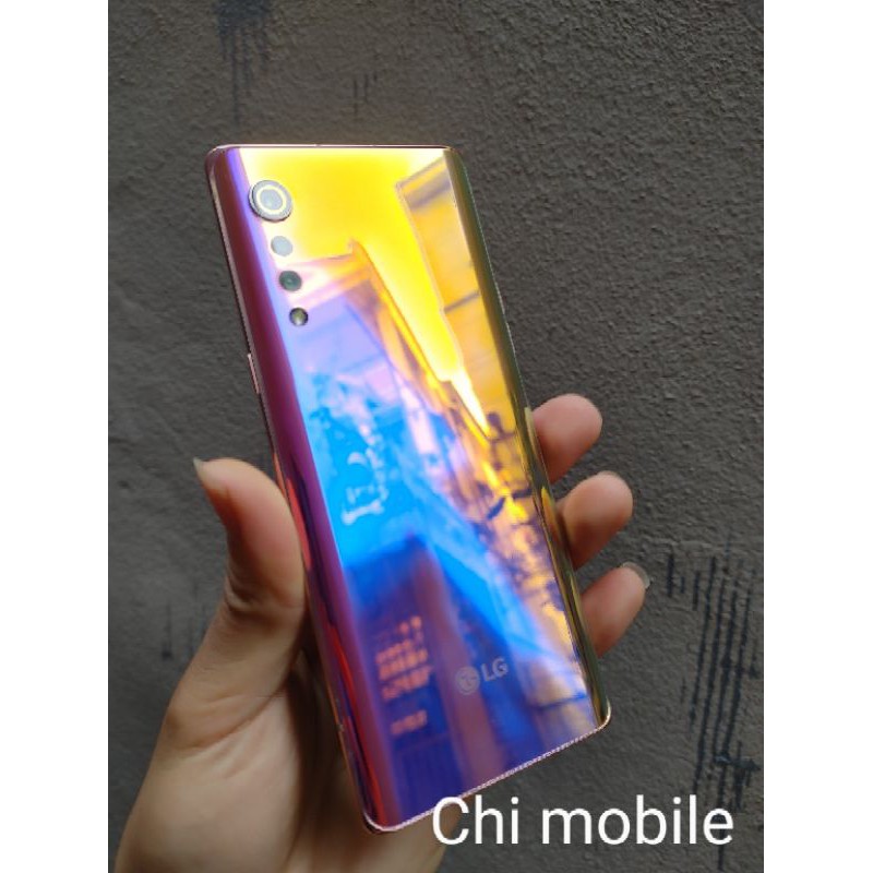 Điện thoại LG Velvet 4G,5G, tặng kèm phụ kiện