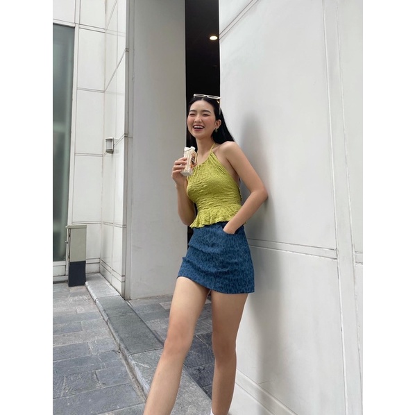 Áo yếm LONI CROPTOP - Form này mặc xinh ko tìm được khuyết điểm. Chất vải dày dặn tôn dáng