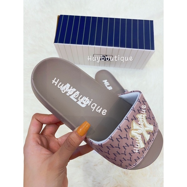 [Box + Ảnh thật] Dép 𝙼𝚘̛̀ 𝙻𝚘̛̀ 𝙱𝚎̂ màu nâu siêu đẹp