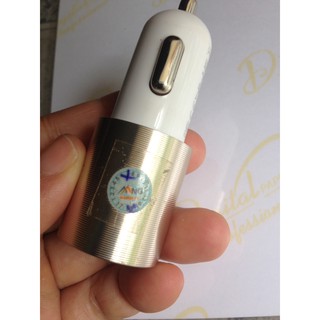 Sạc trên xe hơi rock rcc0101 mới đến 90%