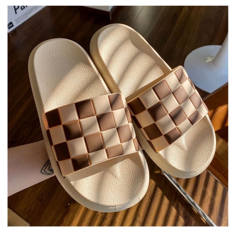 - Dép bánh mì caro siêu hot 2022