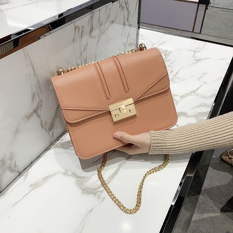 Túi CnK Quỳnh Búp Bê  auth tuồn size 20