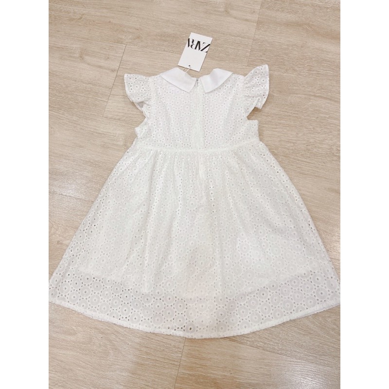 Váy thô đục lỗ