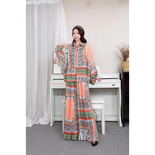 Set Đồ Mùa Thu 2 Món Gồm Áo Tay Dài Xếp Ly In Họa Tiết Hoa + Quần Ống Rộng Phong Cách Hàn Quốc Cho Nữ Mới