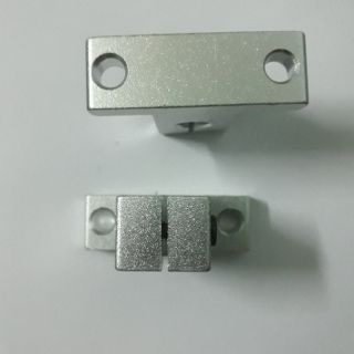 Gá kẹp trục phi 8