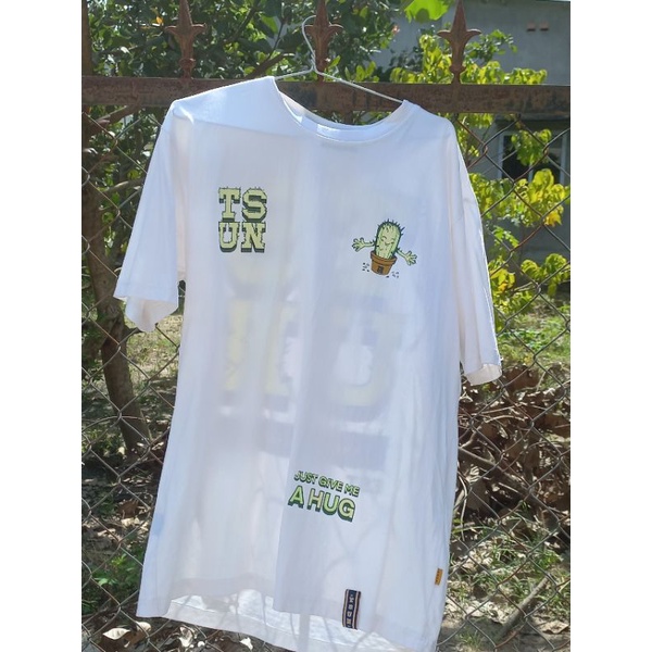 PASS TEE LOCAL BRAND SZ M