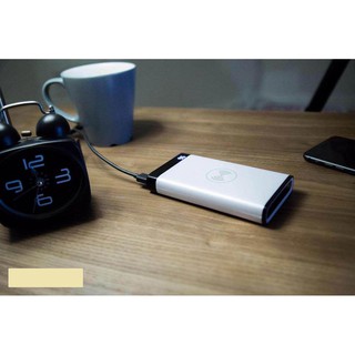 Sạc dự phòng TOTU Design 8000mAh