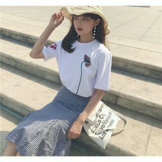 áo thun thêu hoa