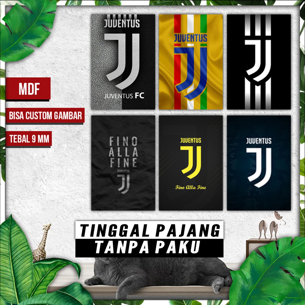 Poster Treo Tường Hình Cầu Thủ Bóng Đá Juventus Mdf030226