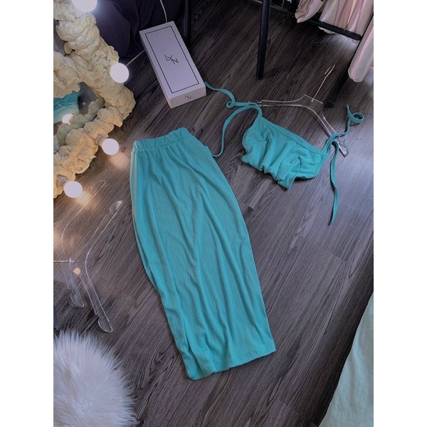 Set Đầm Gân Đũa Maxi Áo Dây CRT Cột Vai Kèm Chân Váy Dài Ôm