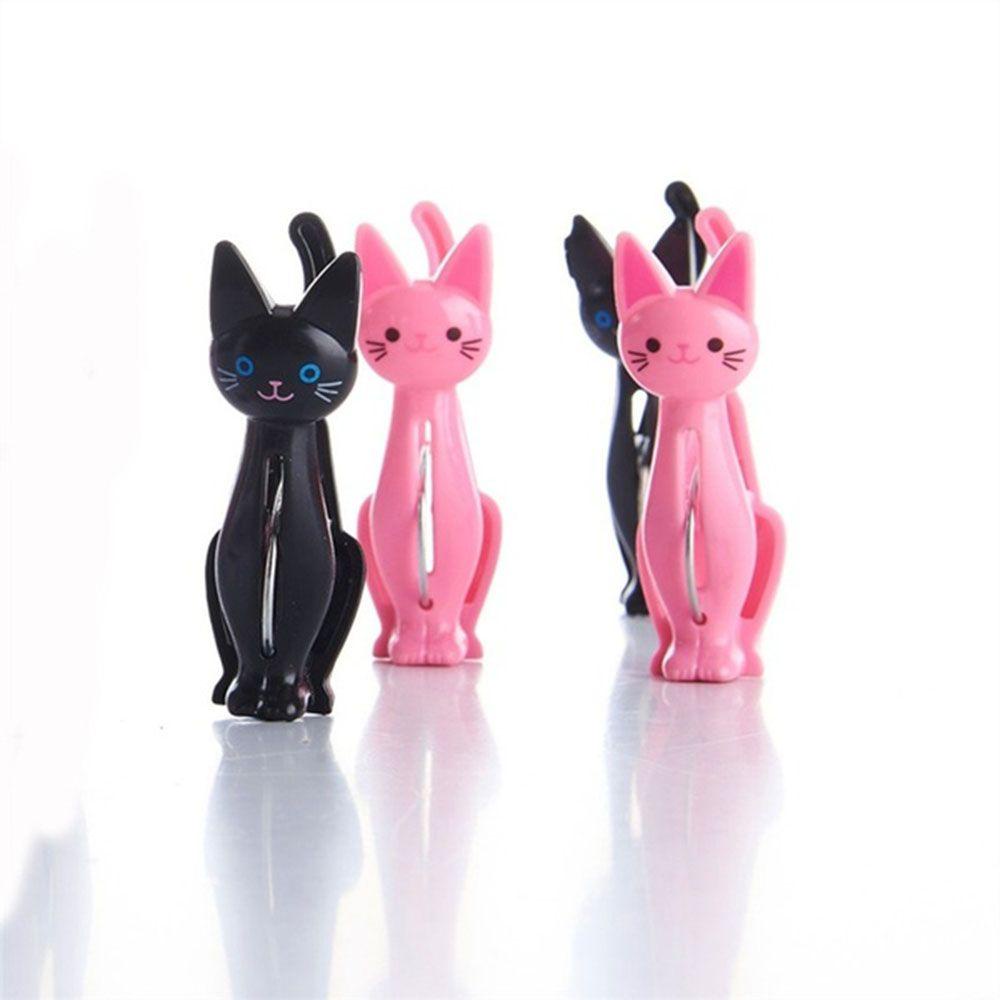 Set 1 / 4 Kẹp Nhựa Đóng Kín Khăn Tắm / Quần Áo Tiện Dụng
