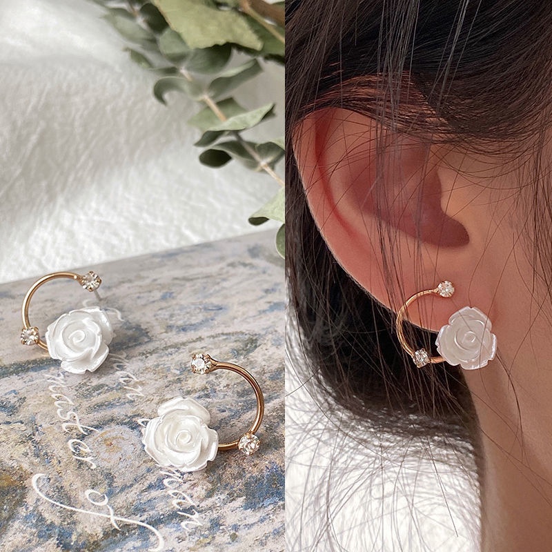 Khuyên Tai Bạc S925 Họa Tiết Hoa Hồng Trắng Đính Đá Phong Cách Thanh Lịch Mới