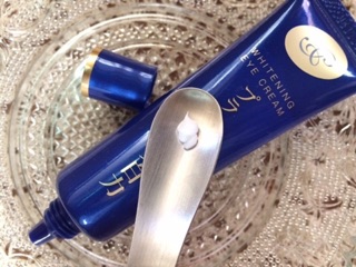Kem Mắt Meishoku Whitening Eye Cream