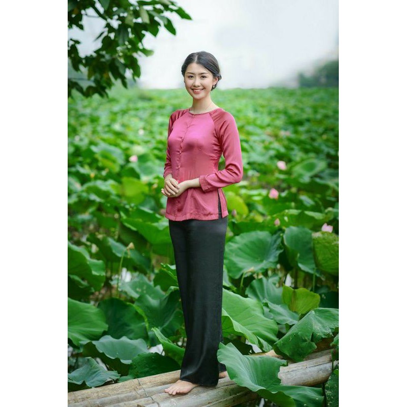 set bà ba chụp ảnh