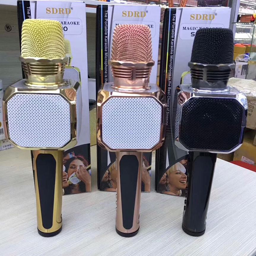 Micro hát karaoke kèm loa bluetooth 3 trong 1 Micro Kèm Loa Bluetooth Karaoke Sd-10, Âm Thanh Sống Động