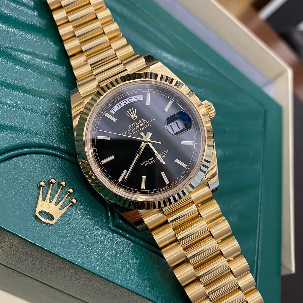 ĐỒNG HỒ NAM R0lex OYSTER PERPETUAL 228238-0007 SIZE 40MM