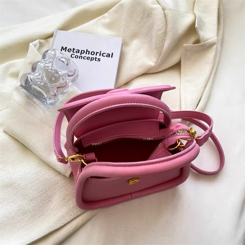 Túi xách nữ , túi đeo chéo thời trang nắp cúc hàng quảng châu siêu xinh