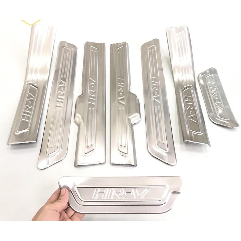 Ốp bậc cửa, nẹp cửa xe Honda HRV 2018 -2023 Mẫu Inox Cao Cấp chống trầy xước tốt