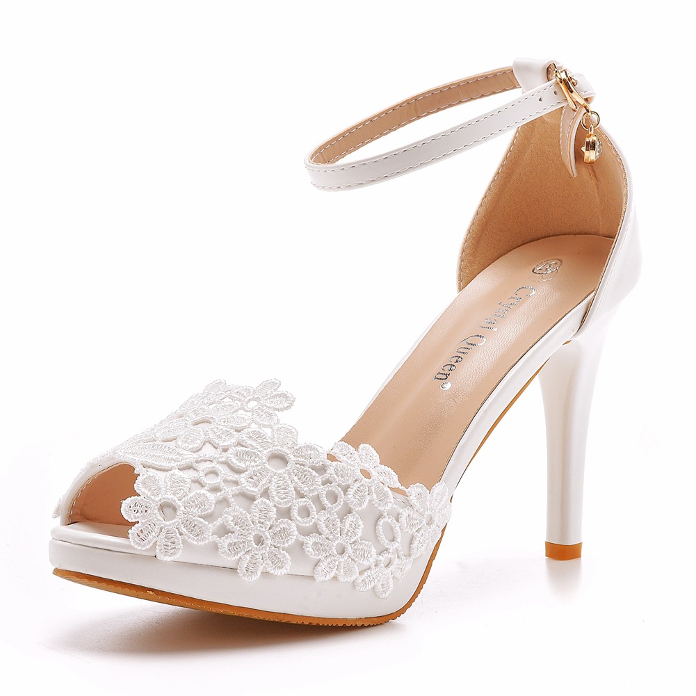 Xxshxy · Sandal Cao Gót 10cm Hở Mũi Tròn Rỗng Phối Ren Hoa Trắng Cho Cô Dâu