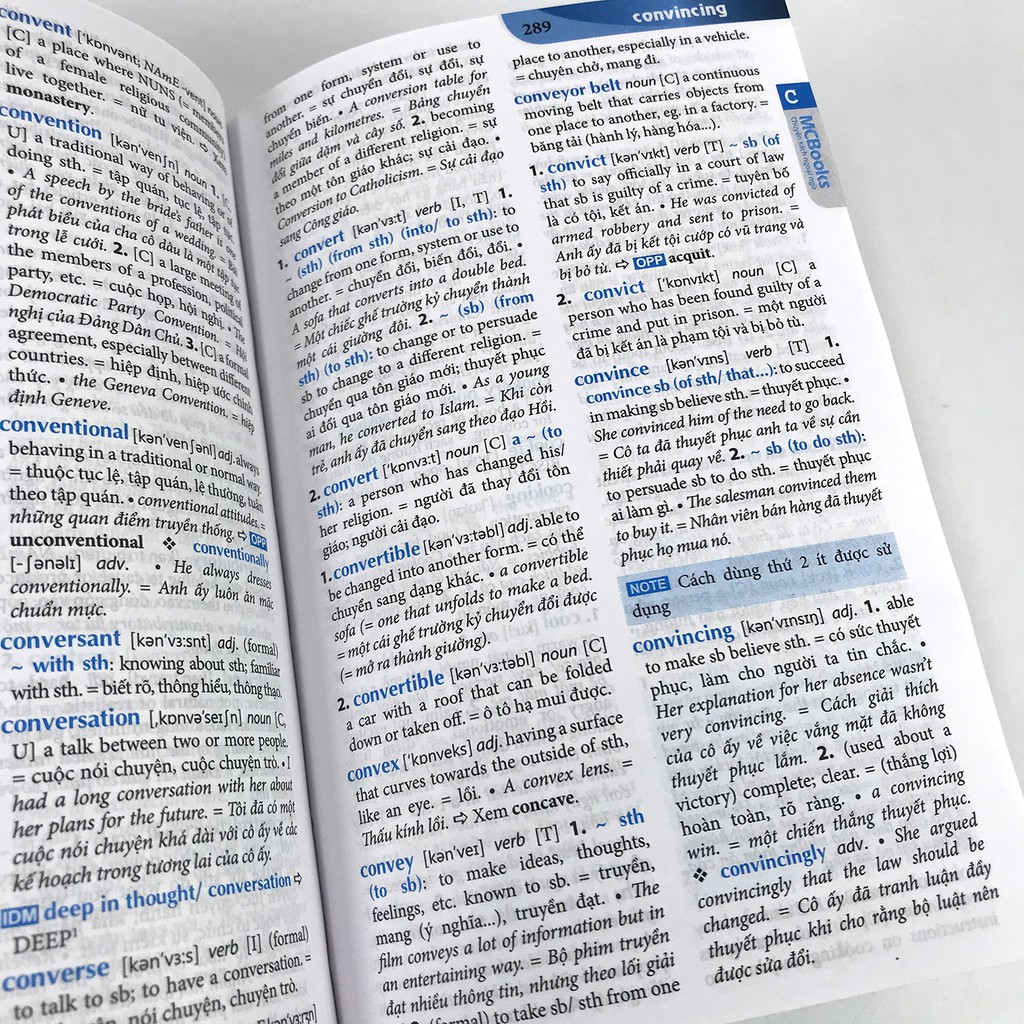 Sách - Từ Điển Anh-Việt  Tặng Kèm Sổ Tay