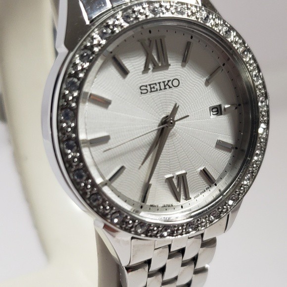 Đồng hồ nữ Seiko SUR695P1 Chính Hãng Nhật Bản Dây Thép Không Rỉ - Viền Đính  Đá Quý - | Shopee Việt Nam