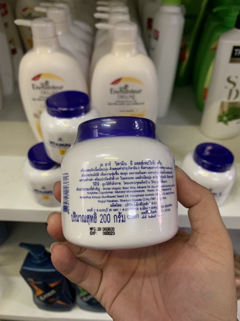 Kem Dưỡng Ẩm Aron VITAMIN E thái lan 200g