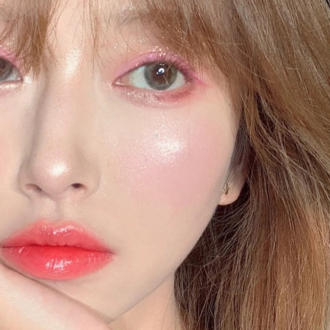 Phấn Bắt Sáng Maffick Kiểu Dáng Quả Trứng Cao Cấp | BigBuy360 - bigbuy360.vn