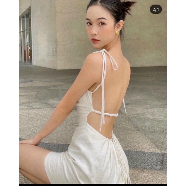 Đầm 2 dây mảnh hở lưng cúp ngực