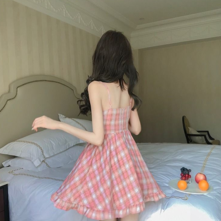 Váy 2 dây sọc caro hồng cổ điển
