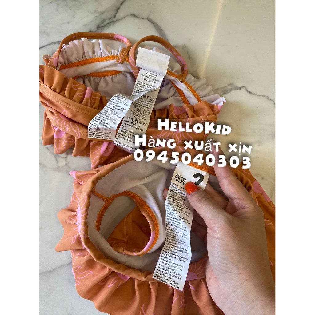 Bikini 2 mảnh mặt trời