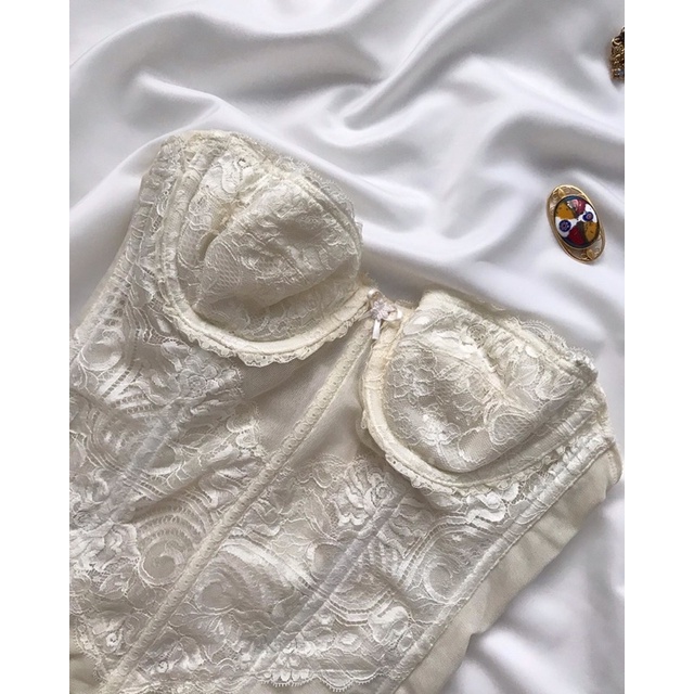 Áo corset ren trắng kem 2hand