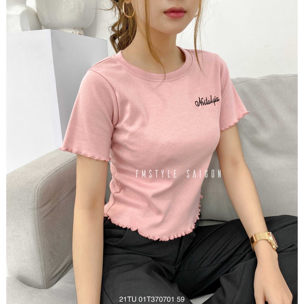 Áo thun tay ngắn croptop cuộn biên, thêu chữ Nostalgia trẻ trung, năng động nữ ulzzang VM STYLE 22ATU03T370303