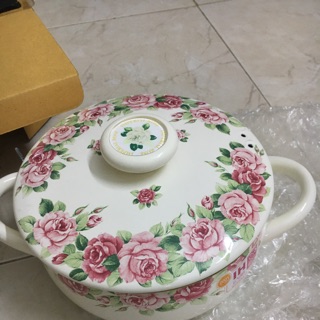 Nồi tráng men Fujihoro hoa hồng 18/20cm