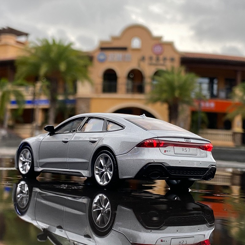 1:32 Audi RS7 mô hình xe mô phỏng hợp kim âm thanh và ánh sáng kéo lại bộ sưu tập xe đồ trang trí cậu bé xe hơi đồ chơi
