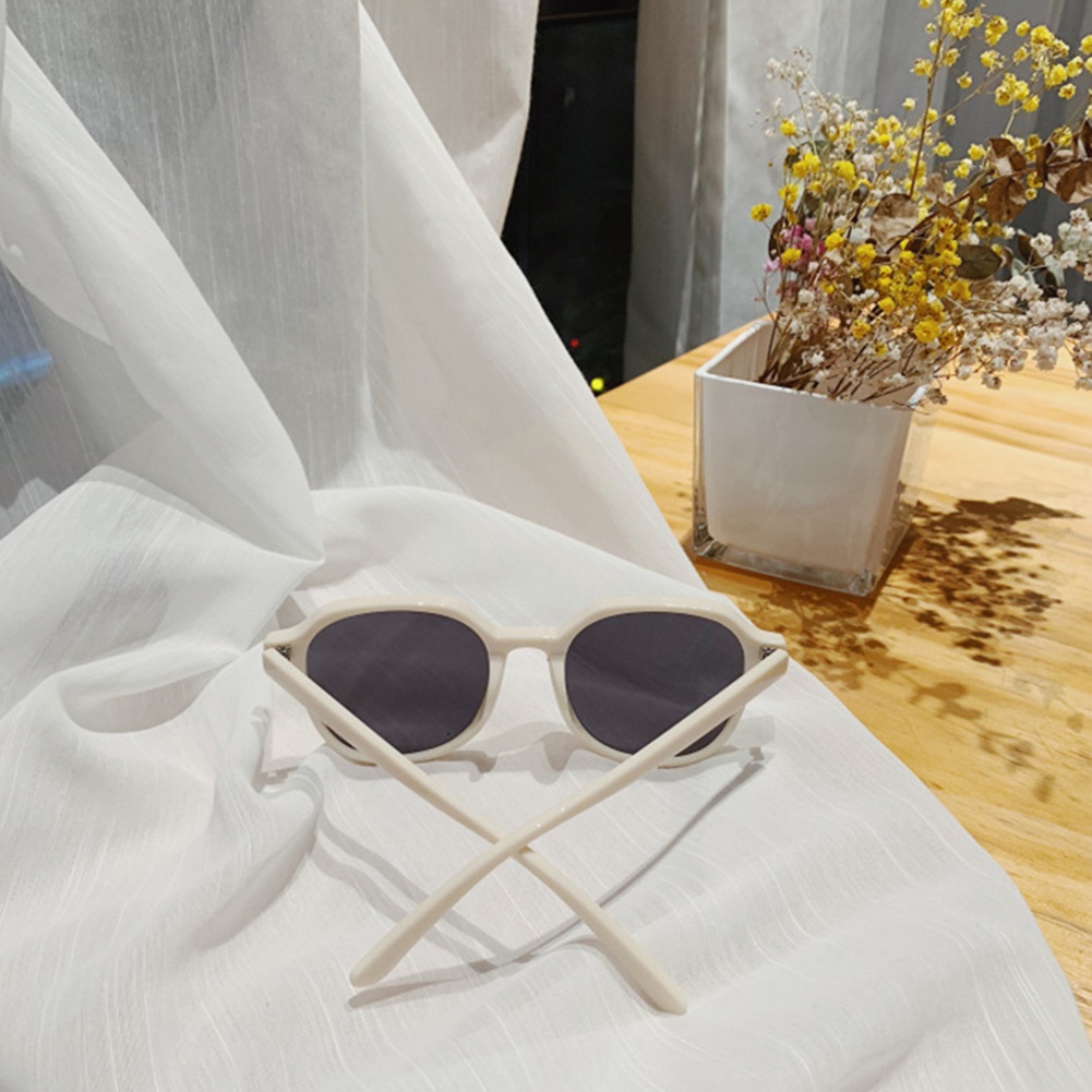 Kính Mát Chống Tia Uv Kiểu Dáng Thời Trang