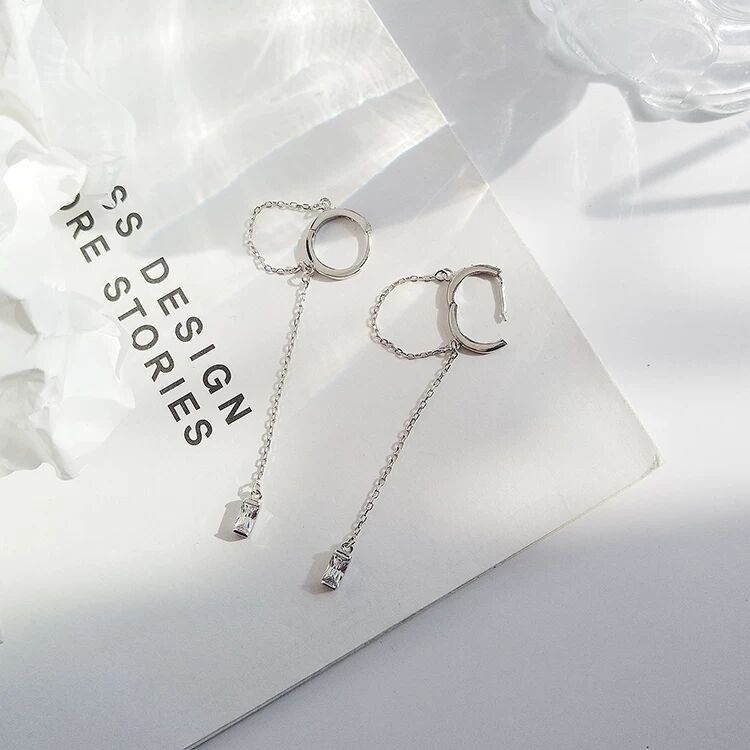 Bông tai đính đá phối tua rua dài đơn giản C173