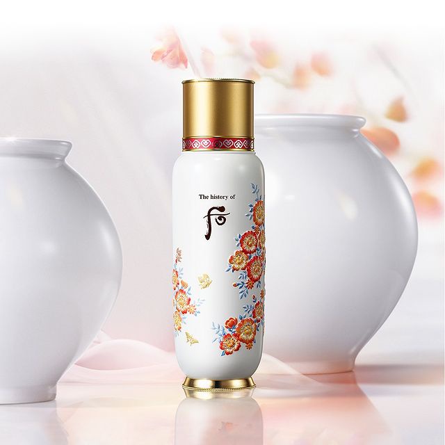 FULLSIZE Chai tinh chất First Moisture Anti-Aging Essence 130ml