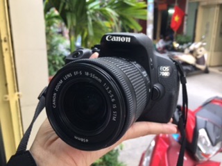 ❤️ComBo Máy ảnh Canon EOS 700D
