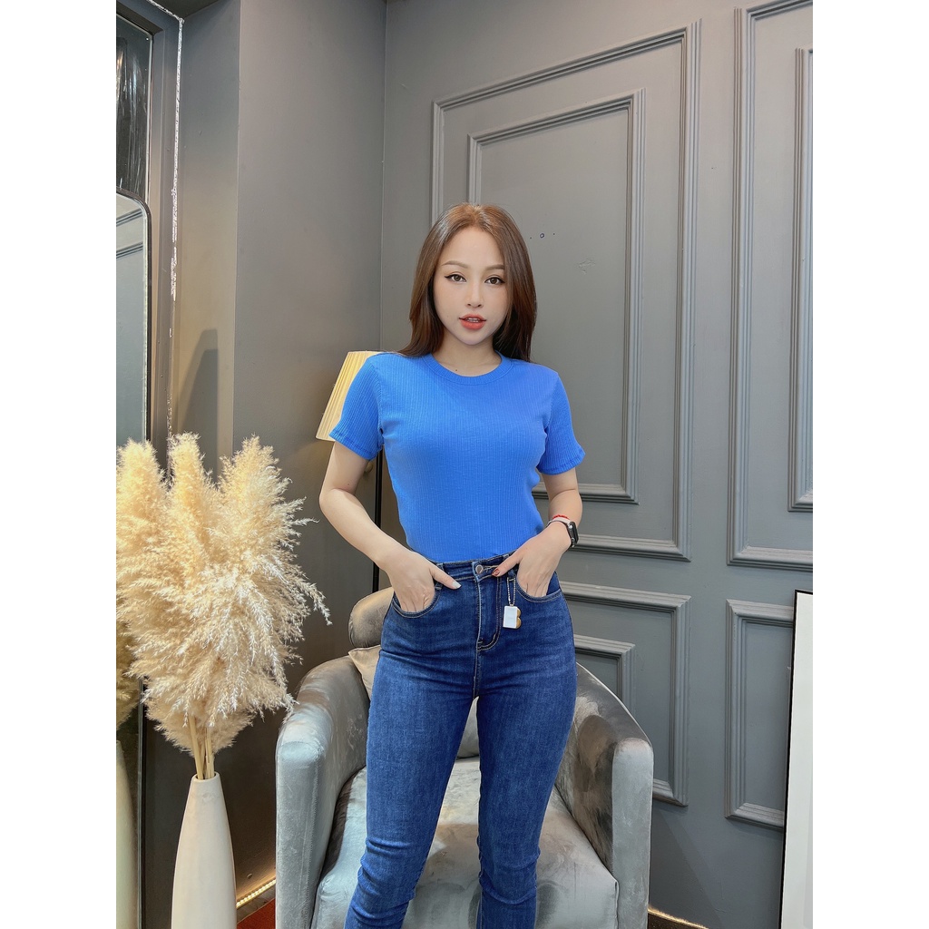 Áo thun trơn cổ tròn ngắn tay CRAZYTEEN ôm body AT0202 | BigBuy360 - bigbuy360.vn