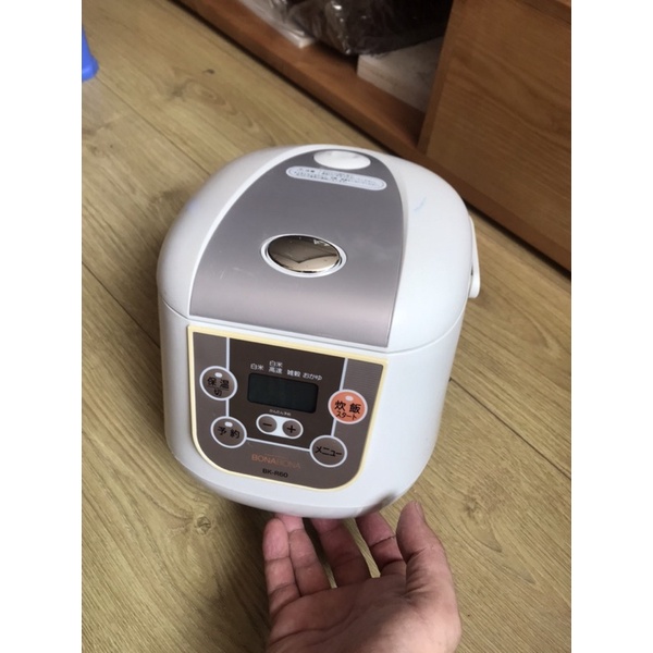 Nồi cơm điện Nhật bản 0,54L