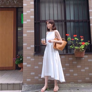 Đầm dài trắng cổ yếm[ORDER] - Kèm ảnh thật