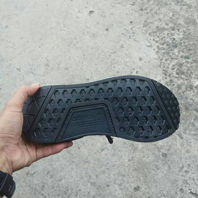 Giày Thể Thao Adidas Nmd R1 Pk Nhật Bản Cá Tính