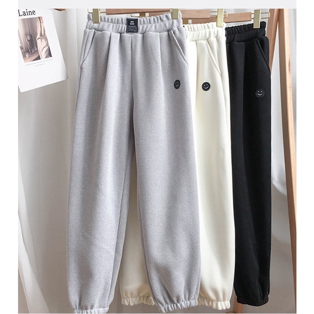 Quần Jogger Tăm Thêu Mặt Cười Quần Ống Rộng Bo Gấu Siêu Hack Chân Ullzang Chất Nỉ Tăm Dày Dặn