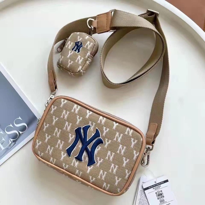 Túi hộp khoá kéo size 19 kèm ví nhỏ