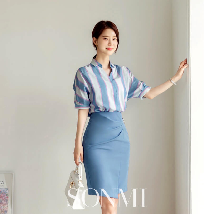 Áo Sơ Mi Nữ Form Rộng Tay Ngắn SONMI Hàn Quốc Thiết Kế Cao Cấp Kẻ Sọc Xanh Trắng JIANNA CAPRI