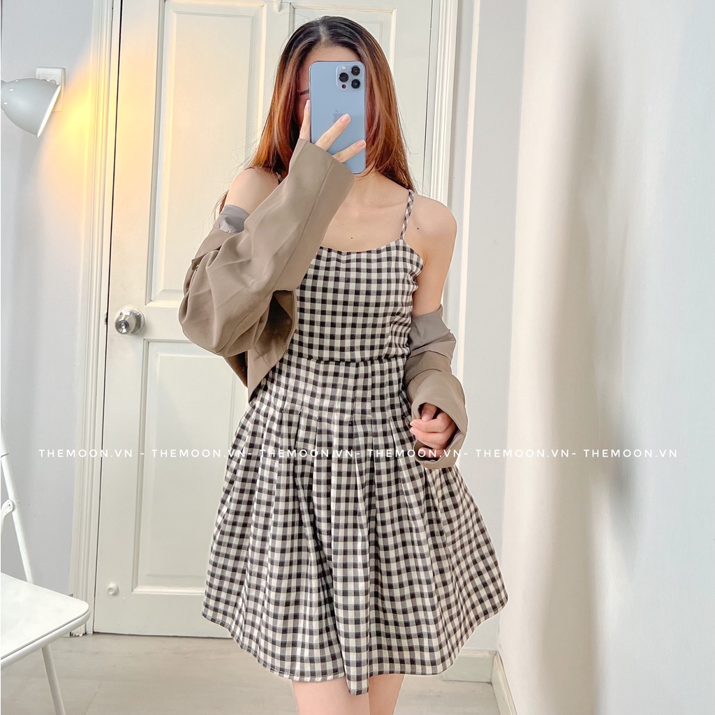 Set đồ nữ đi chơi đầm hai dây kèm áo khoác croptop