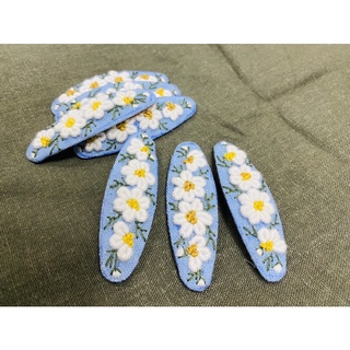 kẹp tóc thêu tay (handmade by Pong )